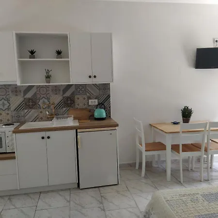 Apartman Christos Zóla