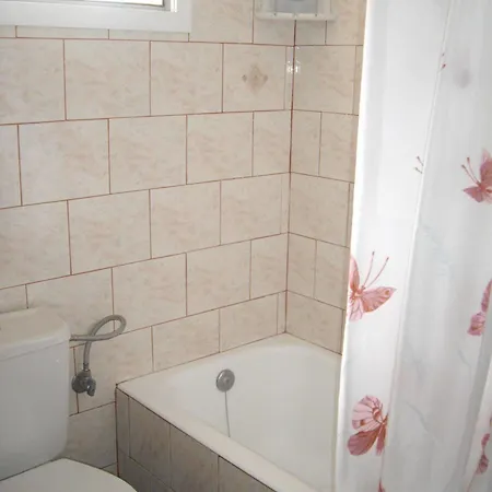 Christos Apartmán Zóla