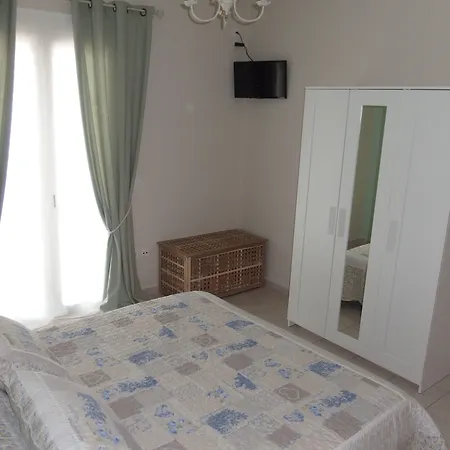 Apartment Christos Zola