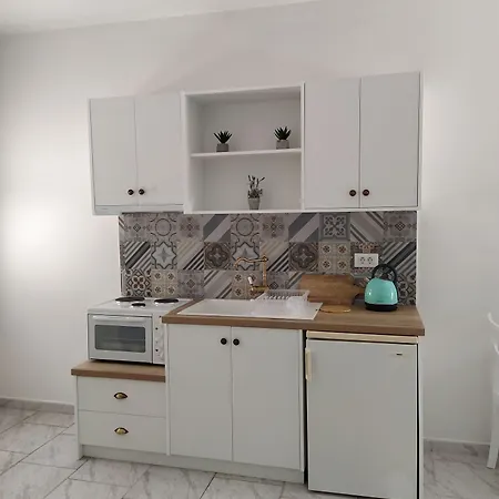 Christos Apartment *